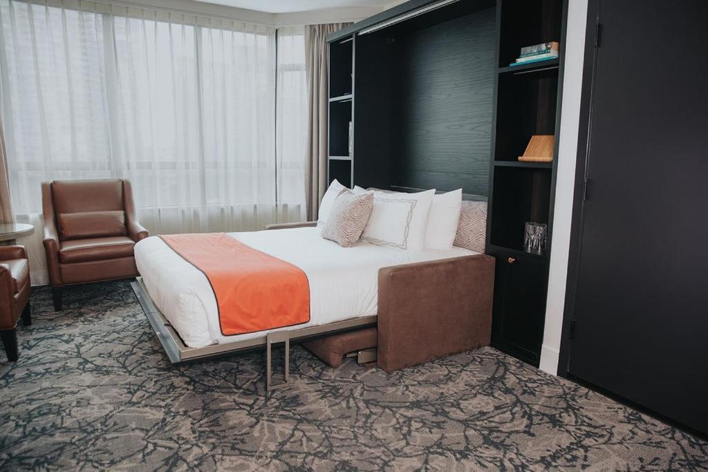 Executive Parker Suite,1672565315:JPEG