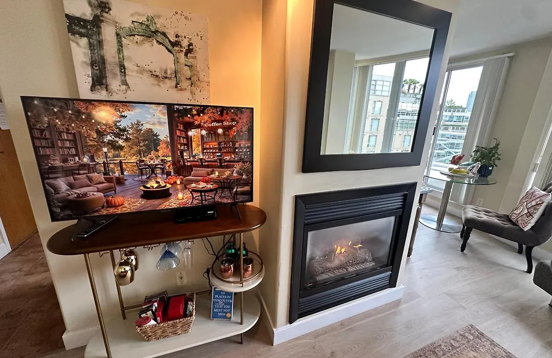 Penthouses Of Beach Ave-1