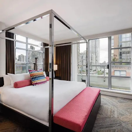 Opus Vancouver-2